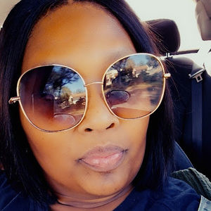 Meet your Posher, Tewanna